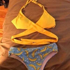 Banana bikini